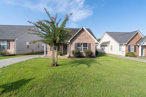 18 Pointe Way, Cartersville, GA, 30120-7913 | Card Image