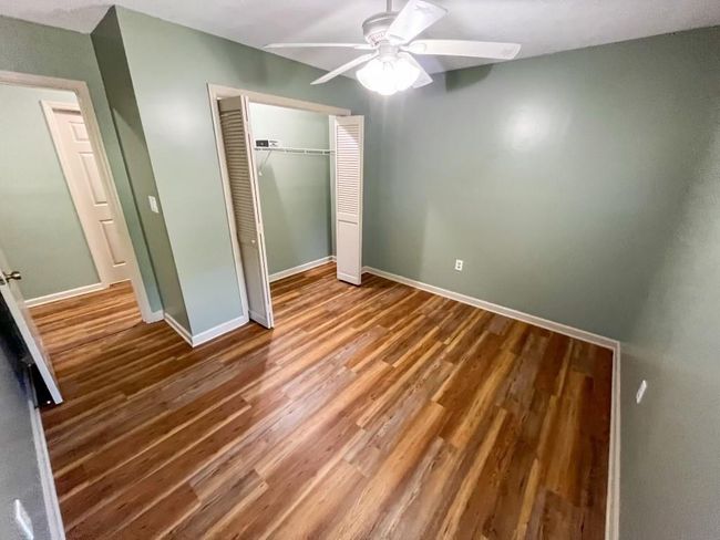 202 Montclair Dr, Condo with 3 bedrooms, 2 bathrooms and 2 parking in Calhoun GA | Image 6
