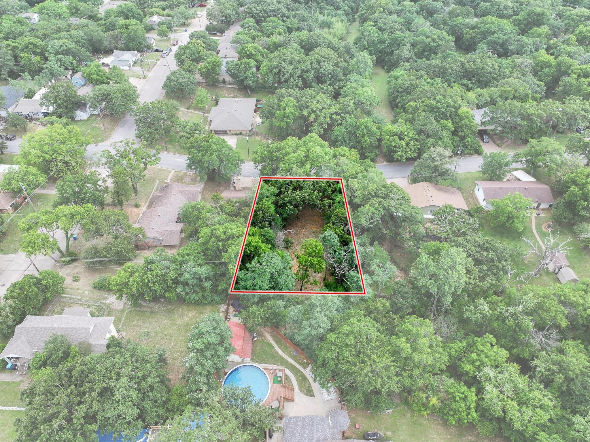 Land in Denison