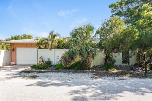 1805 Wharf Rd, SARASOTA, FL, 34231-7733 | Card Image