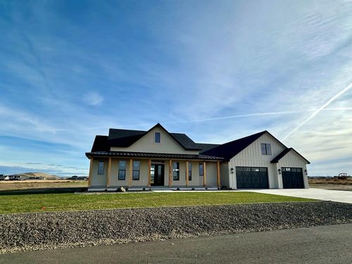 7419 S Haystack St, Kennewick, WA, 99338-5656 | Card Image