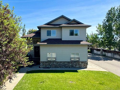 2 Riverbrook Close W, Lethbridge, AB, T1K7P2 | Card Image