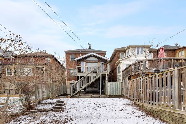27 Larkin Ave, House other with 4 bedrooms, 2 bathrooms and null parking in Toronto ON | Image 37