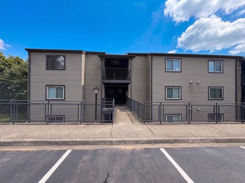 407 Summit Ridge Pl, Nashville, TN, 37215-3804 | Card Image