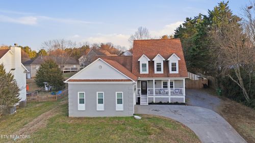 1846 Southcliff Dr, Maryville, TN, 37803-7525 | Card Image