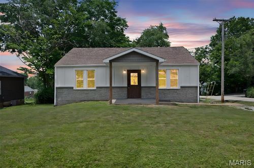 812 Richeson Rd, Potosi, MO, 63664-1652 | Card Image