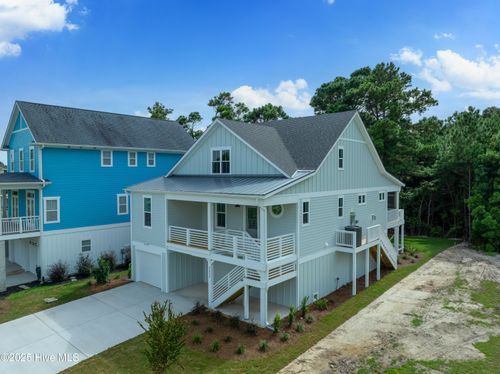 522 White Picket Way, Holly Ridge, NC, 28445-7815 | Card Image