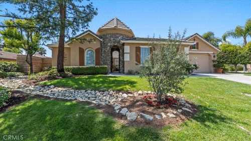 1831 N Redding Way, Upland, CA, 91784-8219 | Card Image