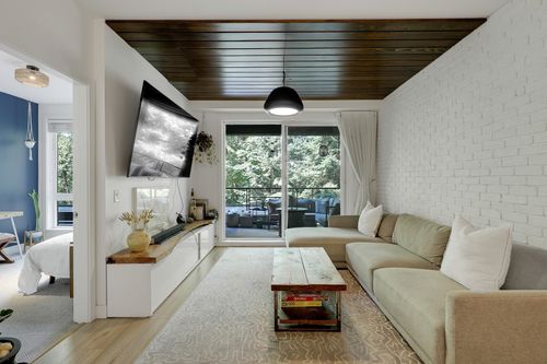 302-733 W 3rd St, North Vancouver, BC, V7M0C8 | Card Image