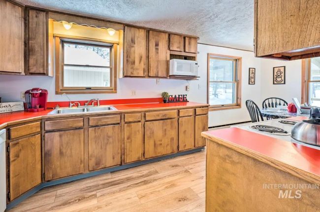 8392 Highway 21, House other with 4 bedrooms, 2 bathrooms and 2 parking in Lowman ID | Image 5