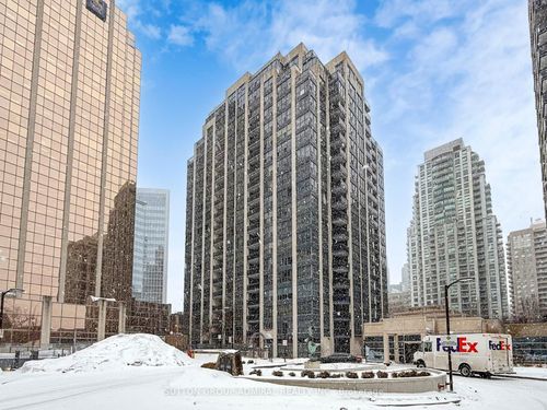 103-18 Hollywood Ave, North York, ON, M2N6P5 | Card Image