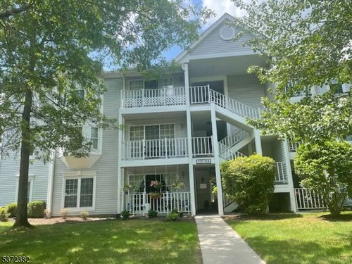 124-124 Raintree Ln, Mahwah, NJ, 07430-2059 | Card Image