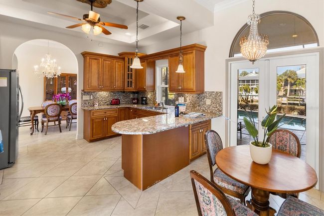 4937 Oxford Dr, House other with 3 bedrooms, 2 bathrooms and null parking in SIESTA KEY FL | Image 14