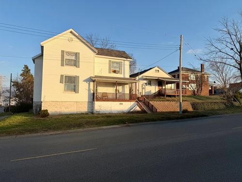 312 N Main St, Harrisburg, IL, 62946-1259 | Card Image