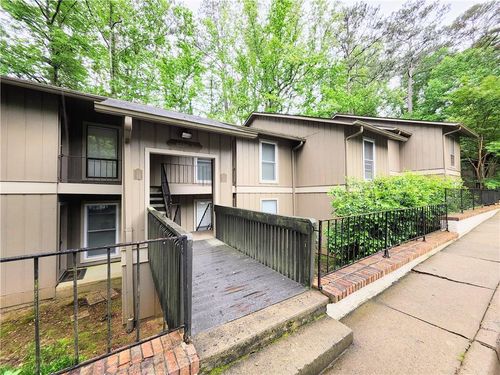 9d-8740 Roswell Rd, Atlanta, GA, 30350-1841 | Card Image