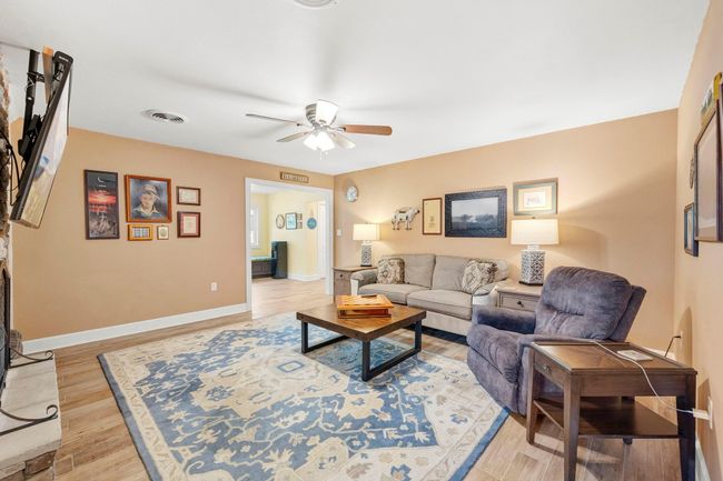 3211 County Road 237, House other with 4 bedrooms, 3 bathrooms and 2 parking in Alvin TX | Image 13