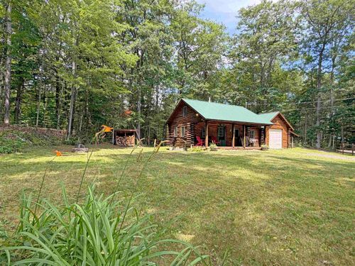 11 Beard Ln, Grafton, NH, 03240-3200 | Card Image