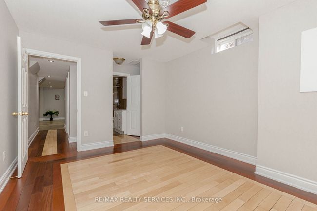 33 Leparc Rd, House other with 7 bedrooms, 5 bathrooms and 5 parking in Brampton ON | Image 45