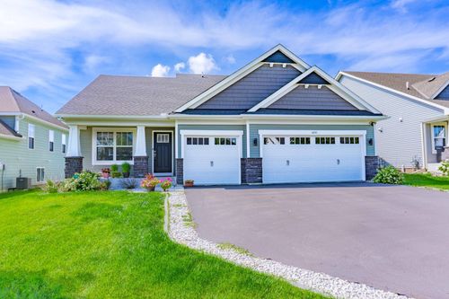 1430 Nutmeg Cir, Carver, MN, 55315-4421 | Card Image