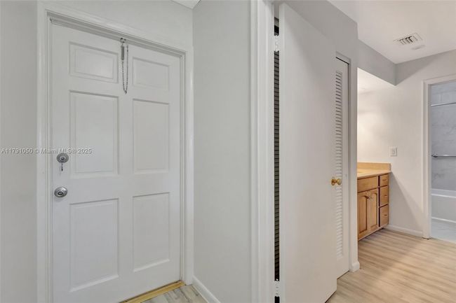 APT-316 - 5540 Tamberlane Cir, Condo with 2 bedrooms, 2 bathrooms and null parking in Palm Beach Gardens FL | Image 31