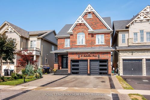 32 Battalion Dr, Angus, ON, L3W0B3 | Card Image