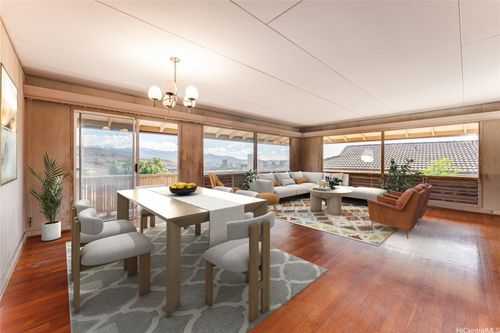 4619 Likini St, Honolulu, HI, 96818-2240 | Card Image