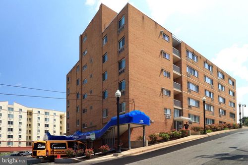 apt-d8-131 Sowers St, State College, PA, 16801-5619 | Card Image