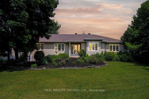 3374 Greenland Rd, Ottawa, ON, K0A1T0 | Card Image