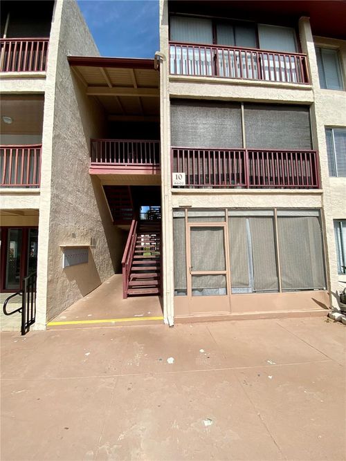 50-8602 Huron Ct, Tampa, FL, 33614-2060 | Card Image