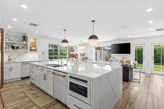 912 Roberts Rd, House other with 3 bedrooms, 3 bathrooms and null parking in Delray Beach FL | Image 8