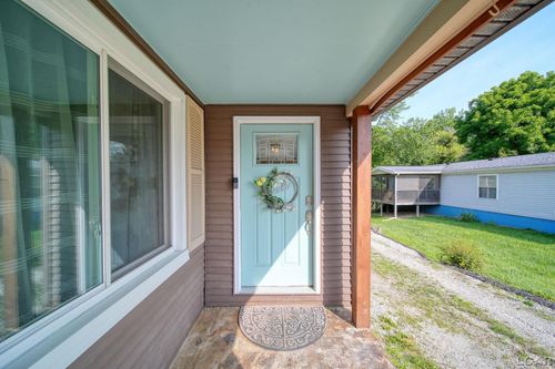 236 S Steer St, Addison, MI, 49220-9756 | Card Image