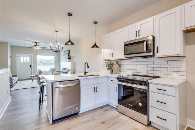 2251 N 159th St N, Home with 5 bedrooms, 3 bathrooms and null parking in Wichita KS | Image 9