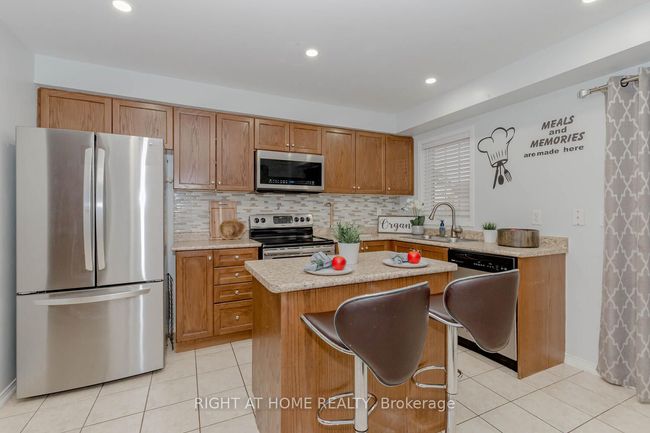 958 Audley Rd N, House attached with 3 bedrooms, 3 bathrooms and 1 parking in Ajax ON | Image 18
