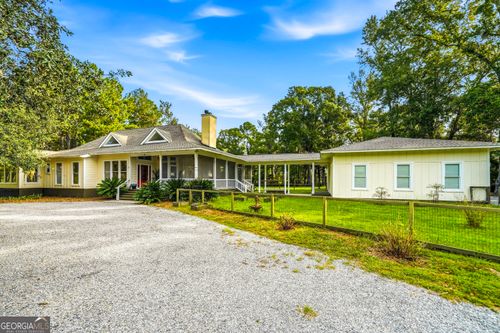 283 Milton Ln, Waverly, GA, 31565-1931 | Card Image