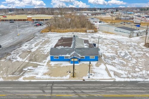 521 24th St, Port Huron, MI, 48060-2501 | Card Image