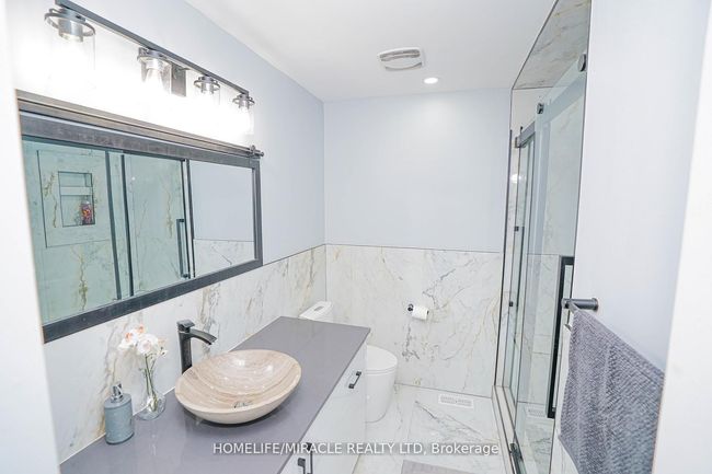 23 Hollowgrove Blvd, House other with 6 bedrooms, 5 bathrooms and 4 parking in Brampton ON | Image 26