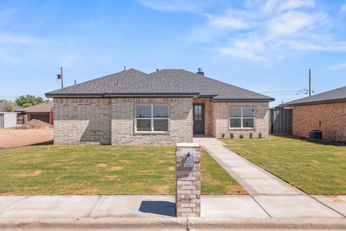619 Holly St, Levelland, TX, 79336-5751 | Card Image