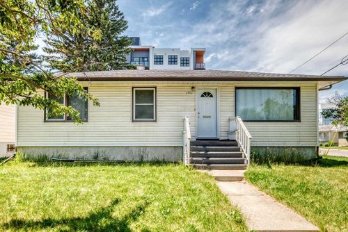 1701 32 St Sw, Calgary, AB, T3C1N6 | Card Image