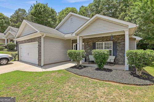 7 Casey Rd, Newnan, GA, 30263-6767 | Card Image