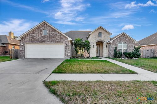 204 Auburn Hl, Victoria, TX, 77904-1197 | Card Image
