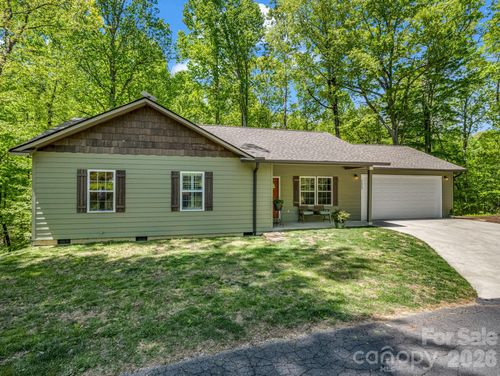 135 Half Moon Ln, Brevard, NC, 28712-9180 | Card Image