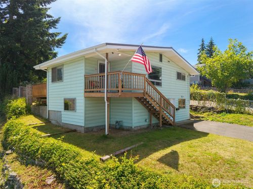 3105 13th St, Bremerton, WA, 98312-2841 | Card Image