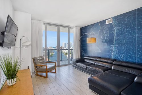 r2304-2602 E Hallandale Beach Blvd, Hallandale Beach, FL, 33009-4819 | Card Image