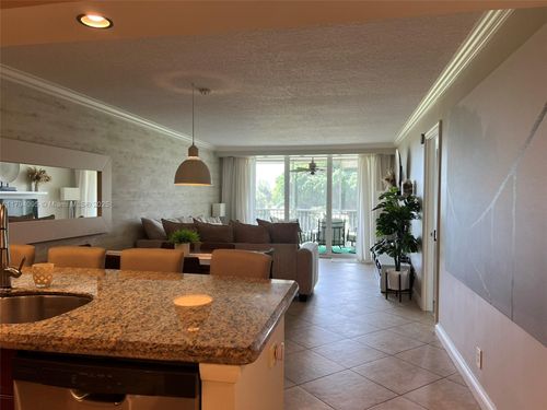 apt-304-2601 S Course Dr, Pompano Beach, FL, 33069-3984 | Card Image
