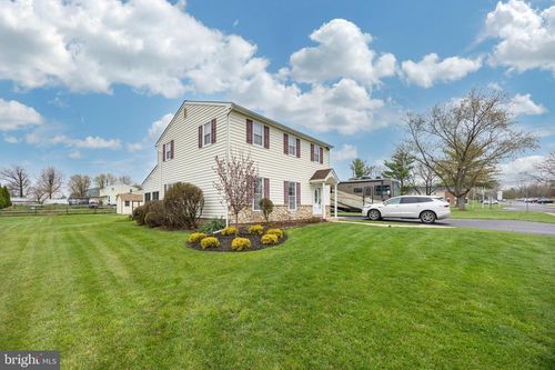 1070 Snyder Rd, LANSDALE, PA, 19446-4669 | Card Image