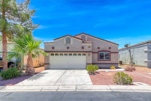 1717 Dwayne Stedman Ave, Las Vegas, NV, 89106-2460 | Card Image