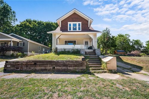 1472 Rockaway St, Akron, OH, 44314-3343 | Card Image