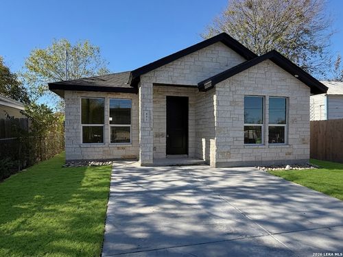 411 Moselle Ave, San Antonio, TX, 78237-2250 | Card Image