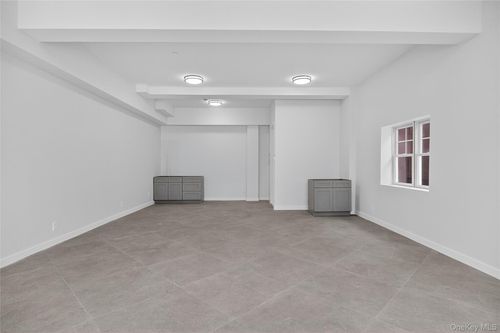 99 Main St, Brewster, NY, 10509-1435 | Card Image