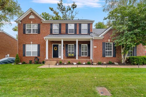 720 N Wickshire Way, Brentwood, TN, 37027-8275 | Card Image